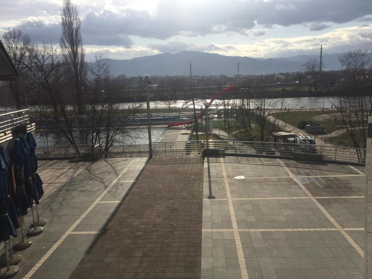 Kraljevski Apartman クラリエボ エクステリア 写真